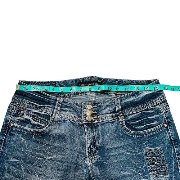 Twentyone Black by Rue 21 Med Wash Distressed Curvy Low Rise Skinny Jeans - 11 - Picture 10 of 14